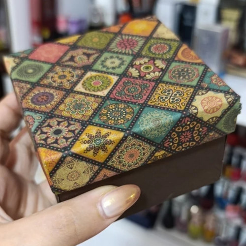 جعبه ساعت مقوایی بالشتک دار